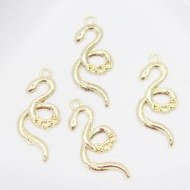 Pingente de Metal / 37x15mm - Cobra (unidade) -Dourado