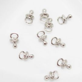 Pingente de Metal / 18x9mm - Chupeta (unidade) 