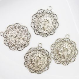 Medalha de Metal / 35x31mm - São Bento (unidade) - Níquel