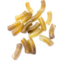 Conta Plástica Mesclada / 35x11mm - Cano Curvado (10 gramas)