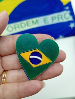 Tema Brasil / Aplique de Acrílico 40mm - Coração (unidade)