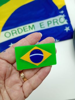 Tema Brasil / Aplique em Acrílico 27x50mm - Bandeira (unidade)